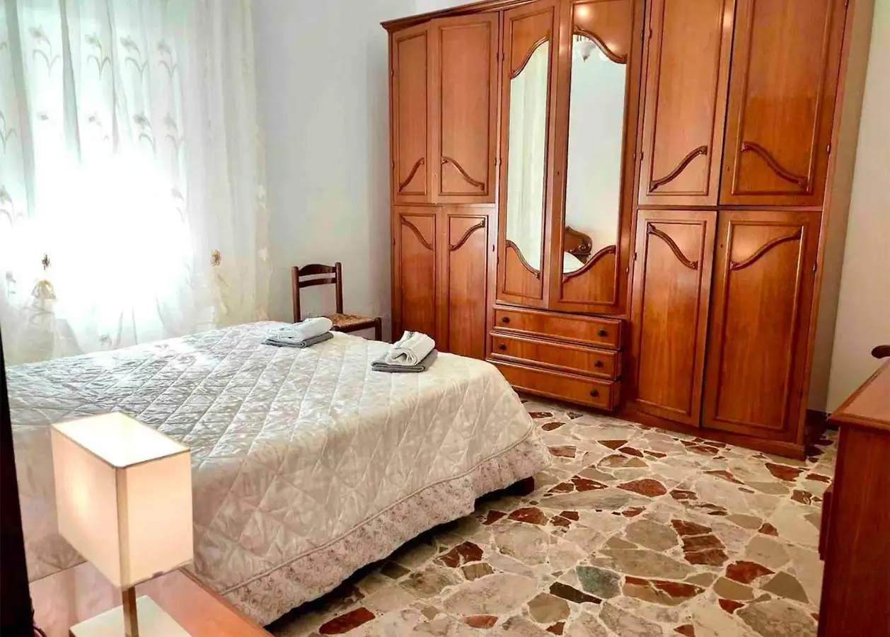 Ruhige & Grosszuegige Ferienwohnung In Sizilien Catenanuova Apartment